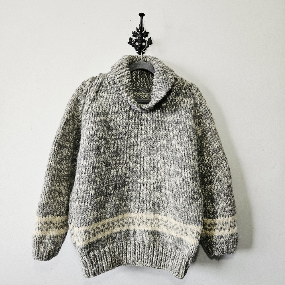 Vintage Handmade Cowichan Sweater Size L 100% Wool Pullover Coastal Fair Isle